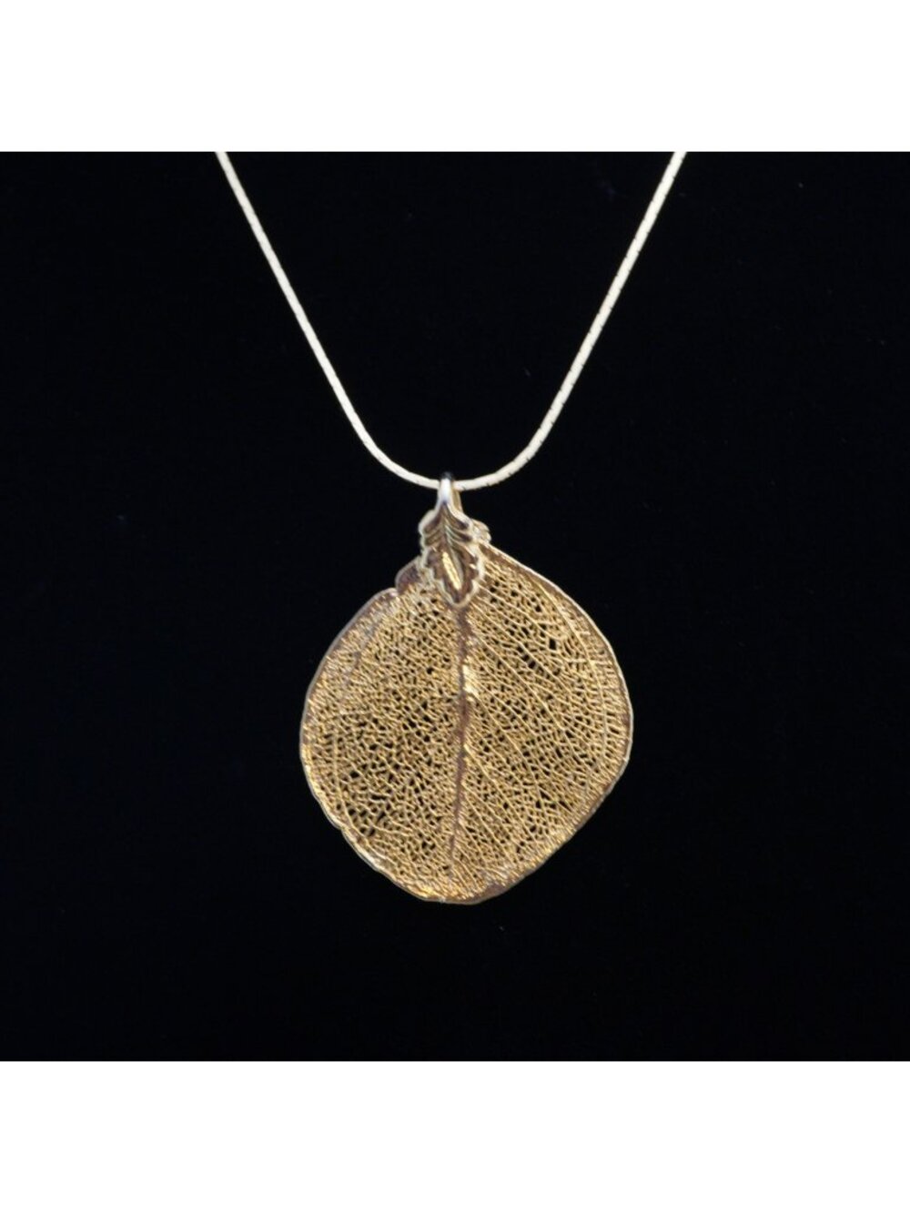 Vintage Gold-Tone Aspen Leaf Pendant Necklace 24" Chain Length